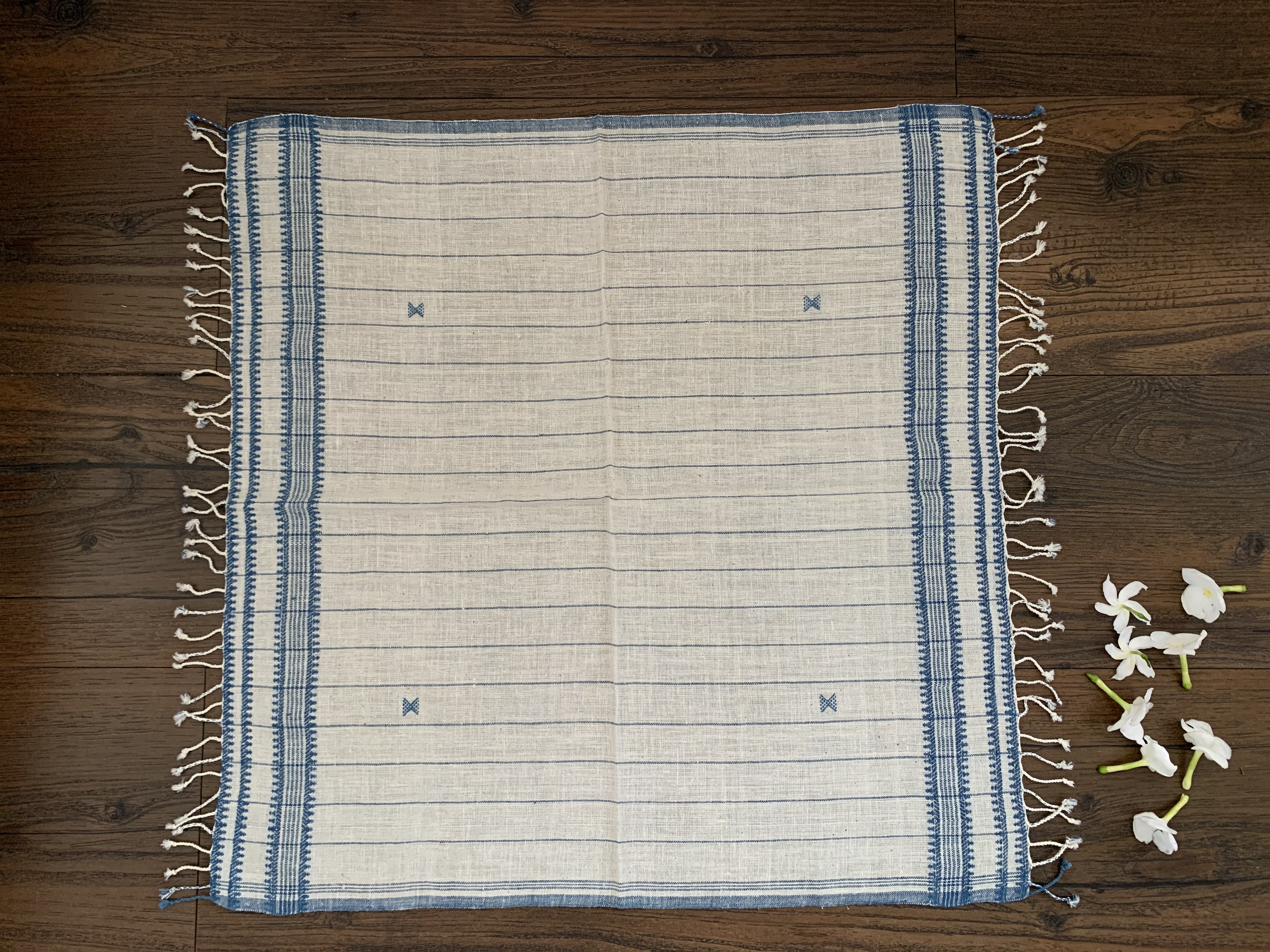 natural and artistic